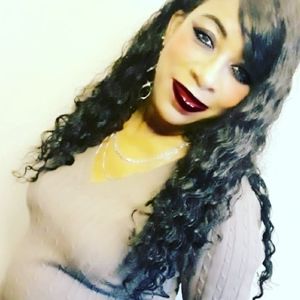 Meet your Posher, Renee